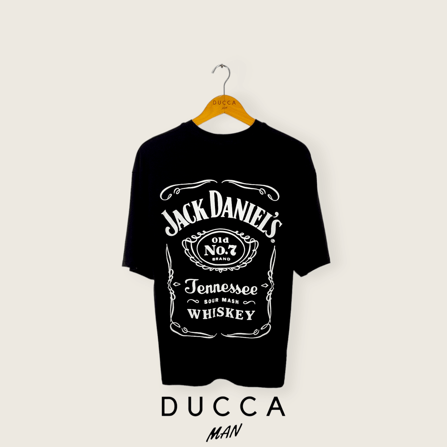 Camiseta Oversized Jack Daniels Negra - DUCCA Camisetas Oversized S DUCCA