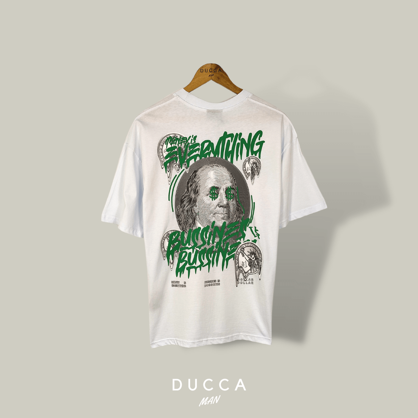 Camiseta Oversized Money is Everything - DUCCA S DUCCA