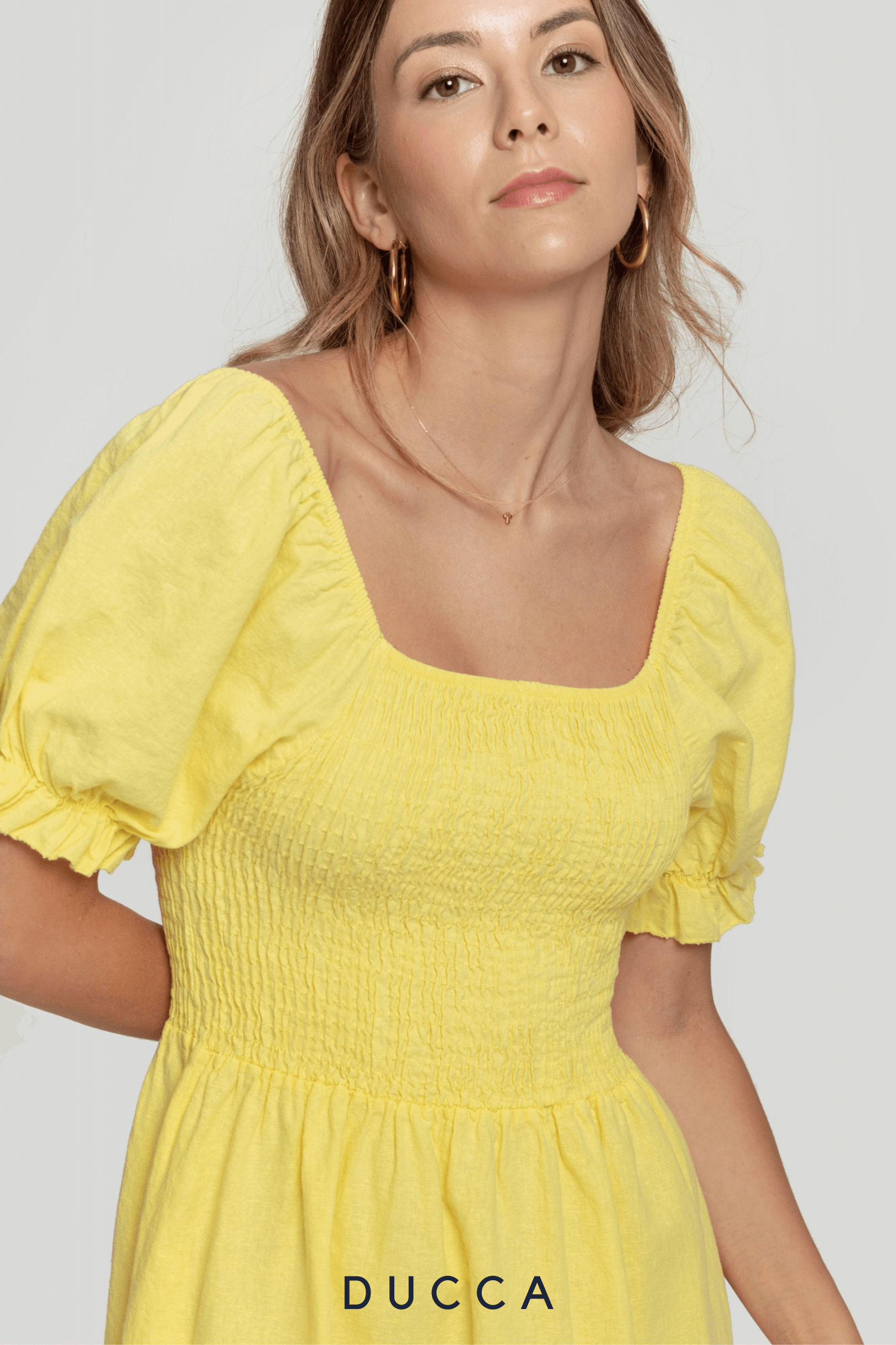 Vestido Eden de Lino Amarillo - DUCCA