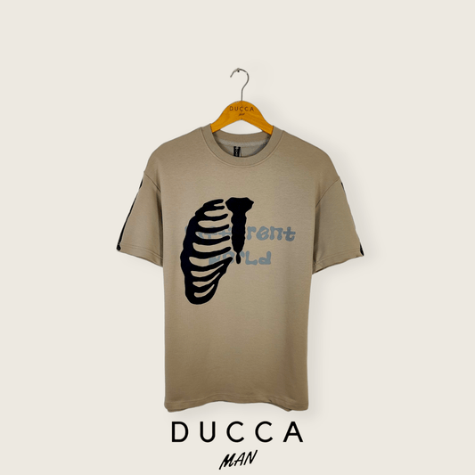 Camiseta Oversized Bones - DUCCA