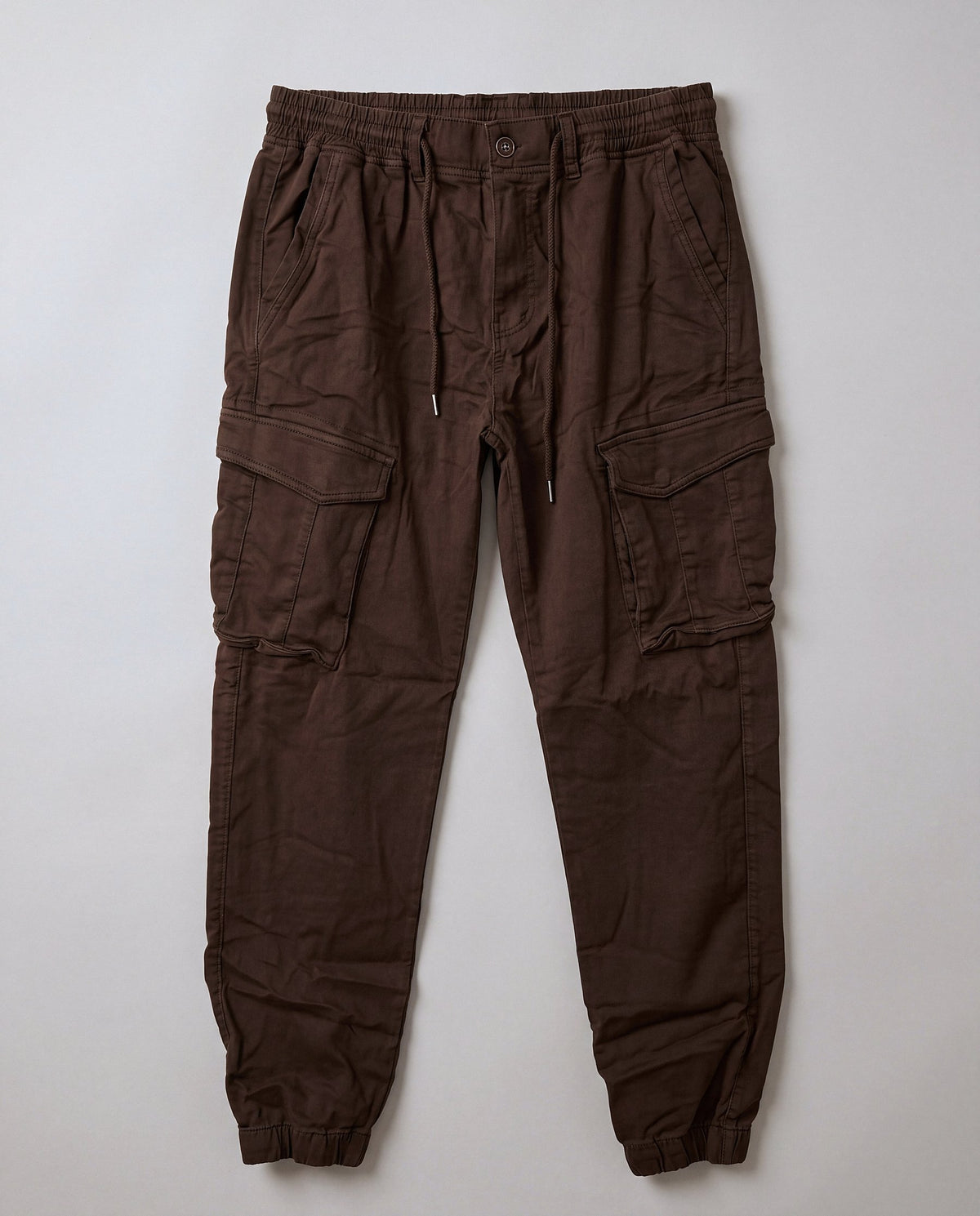 Pantalón Cargo Jogger Olivar marrón, flat lay