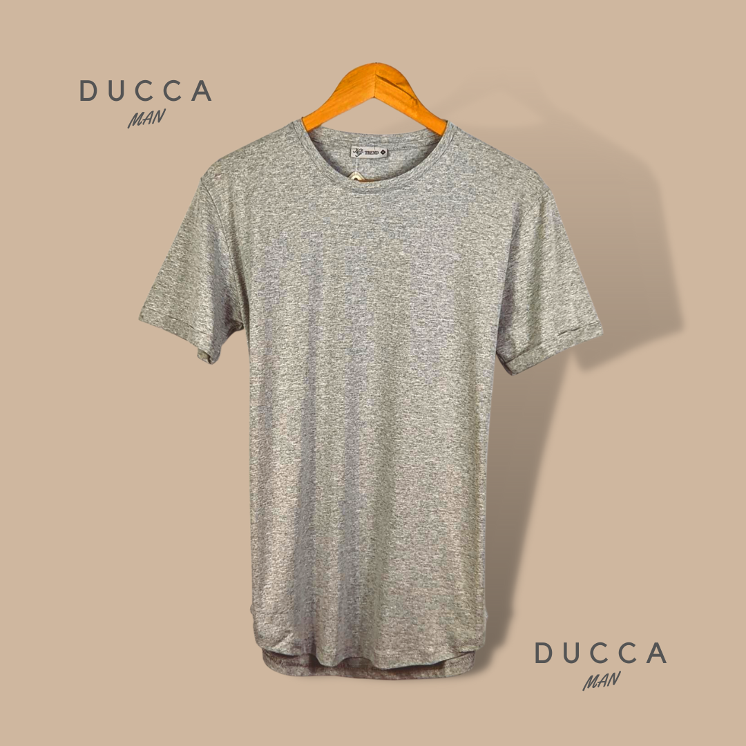 Camiseta TREND Larga con Dobladillo en Manga